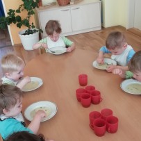 fotky duben - v jesličkách