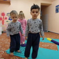 3 odd. - Jóga duben