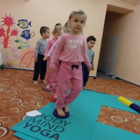 3 odd. - Jóga duben