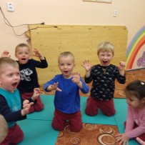 3 odd. - Jóga duben