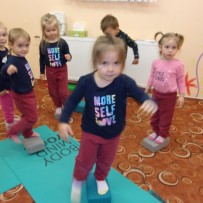 3 odd. - Jóga duben