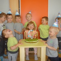 2. oddělení NAROZENINY  ČERVEN