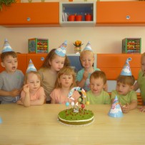 2. oddělení NAROZENINY  ČERVEN