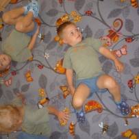 2. odd. první rozlučka s jesličkami, s dortíkem a hudbou