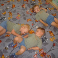 2. odd. první rozlučka s jesličkami, s dortíkem a hudbou