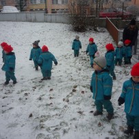 2. oddělení - dovádění ve sněhu