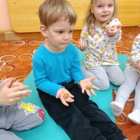 3 odd. - jóga 12.4.2023