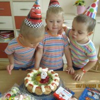 3. odd. - Narozeniny Adámek