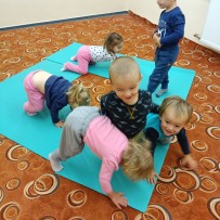 3 odd. - jóga 23.10.2023