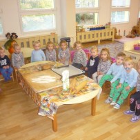 2. oddělení  -pečeme perníčky na karneval