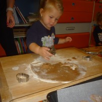 2. oddělení  -pečeme perníčky na karneval