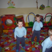 2. oddělení  -  Rádi si zacvičíme.