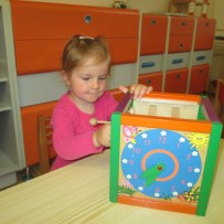 2. odd. Stavebnice, magnet. tabulky rozvíjí kreativitu,motoriku,představivost.