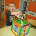 2. odd. Stavebnice, magnet. tabulky rozvíjí kreativitu,motoriku,představivost.