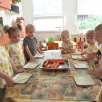 2. odd. Nejdříve práce a potom odměna.