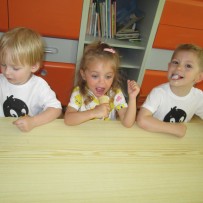 2. odd. Nejdříve práce a potom odměna.