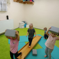 2 odd. - jóga  21.1. 2025