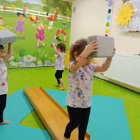 2 odd. - jóga  21.1. 2025