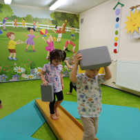 2 odd. - jóga  21.1. 2025