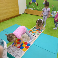 2 odd. - jóga 4.2.2025