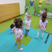 2 odd. - jóga 18.2.2025