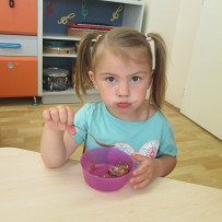 Eliška má narozeniny  - 2. odd.