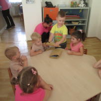 Ríša má narozeniny  2.odd