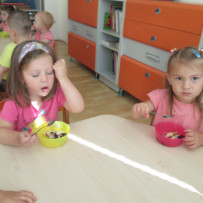 Ríša má narozeniny  2.odd