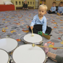 2. odd. Hrajeme,zpíváme,tančíme.