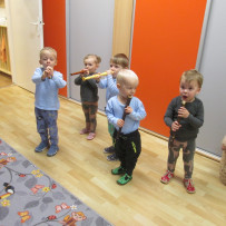 2. odd. Hrajeme,zpíváme,tančíme.