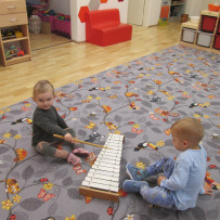 2. odd. Hrajeme,zpíváme,tančíme.