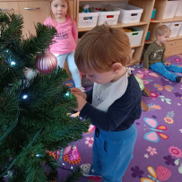 3. oddělení - zdobení vánočního stromečku