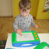 2. odd. Venku zima a náledí , v jesličkách teplo a pohoda