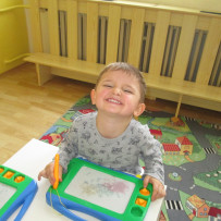 2. odd. Venku zima a náledí , v jesličkách teplo a pohoda