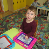 2. odd. Venku zima a náledí , v jesličkách teplo a pohoda