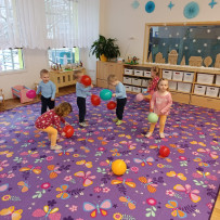 3. odd.  Elenky narozeniny