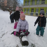 2.odd. Výchovné zaměstnání na zimní zahrádce.