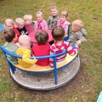 3odd.dnesni dopoledne na zahradě